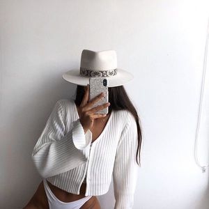 Meet your Posher, Stefani